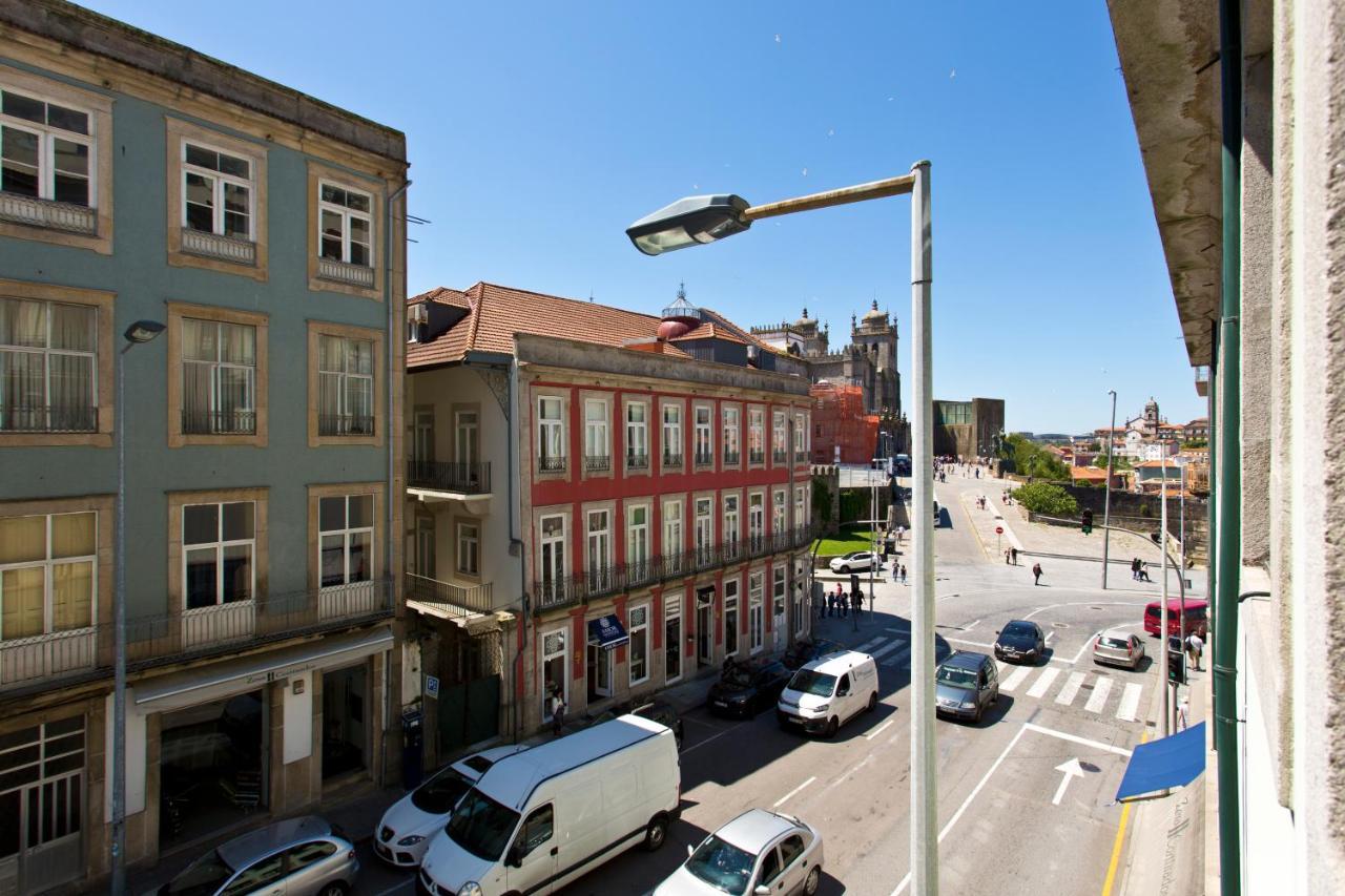 Orm Catedral & Sao Bento & Luiz Apartments Porto Bagian luar foto